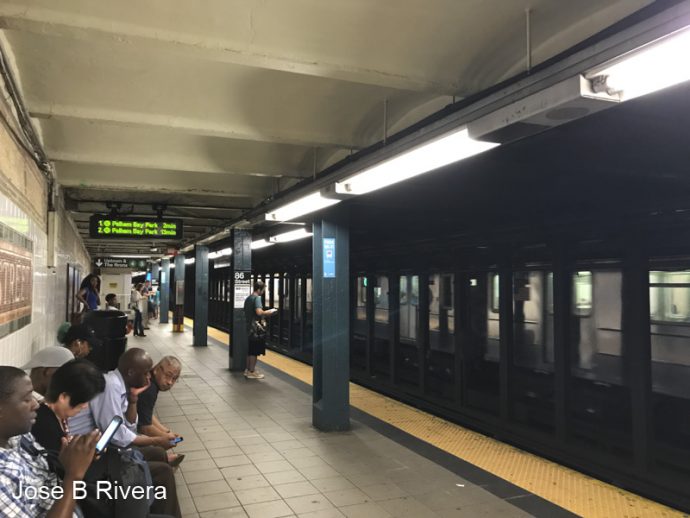 86th Street #6 Train Station