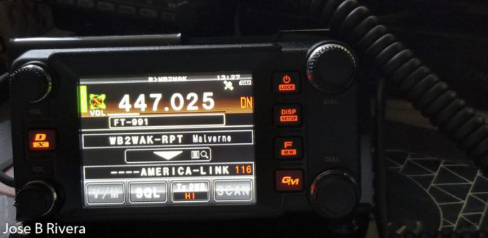 Yaesu FTM-400 Radio
