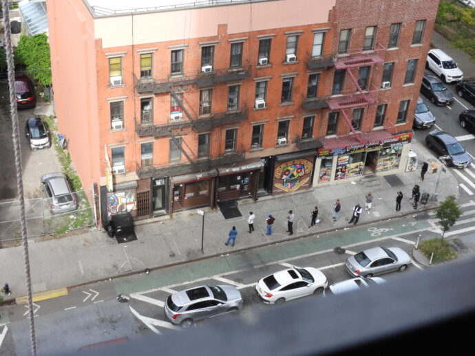 Line in front of La Tropezienne Bakery.